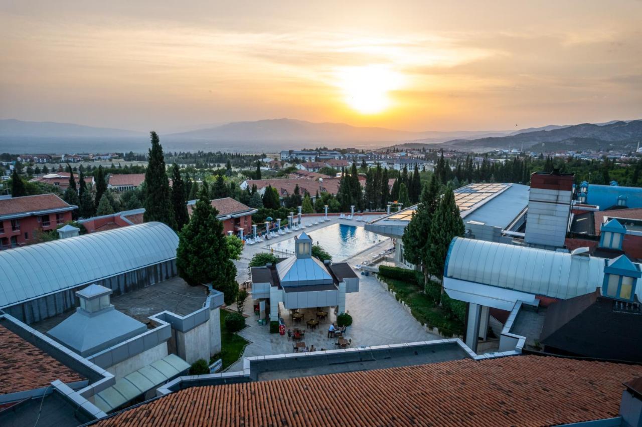 Karahayit  Spa Hotel Colossae Thermal מראה חיצוני תמונה The University of Patras