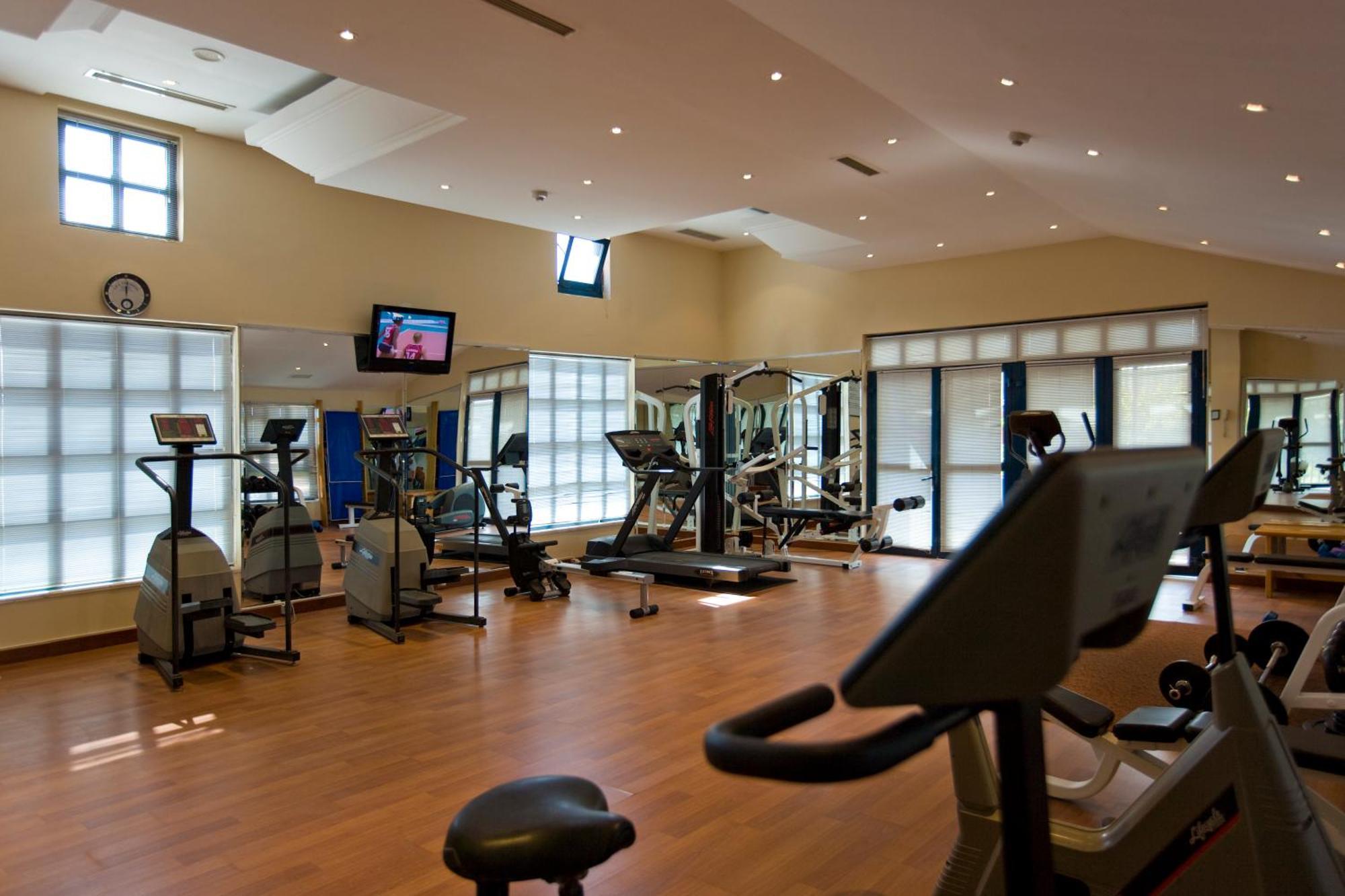 Karahayit  Spa Hotel Colossae Thermal מראה חיצוני תמונה The gym at the hotel